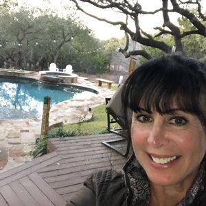 Meet your Posher, Wendy